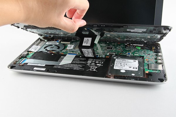 HP Pavilion 13 disassembly and RAM, upgrade | MyFixGuide.com